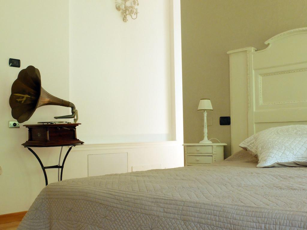 Garda & Golf Bed & Breakfast Caprino Veronese Room photo