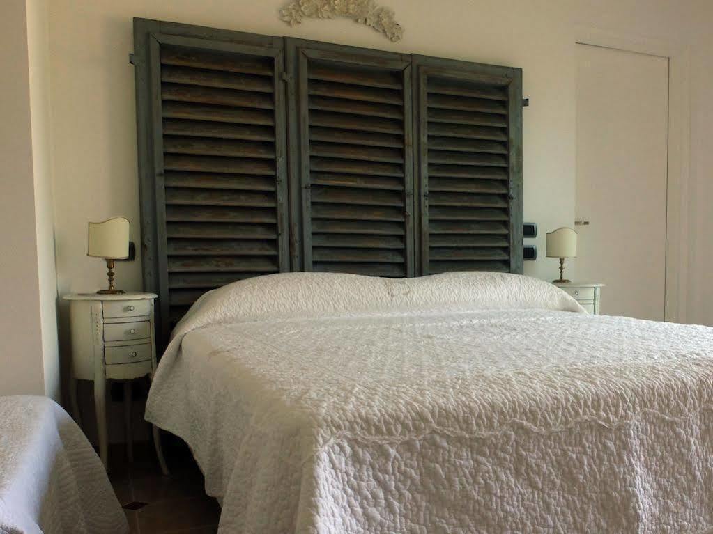 Garda & Golf Bed & Breakfast Caprino Veronese Exterior photo